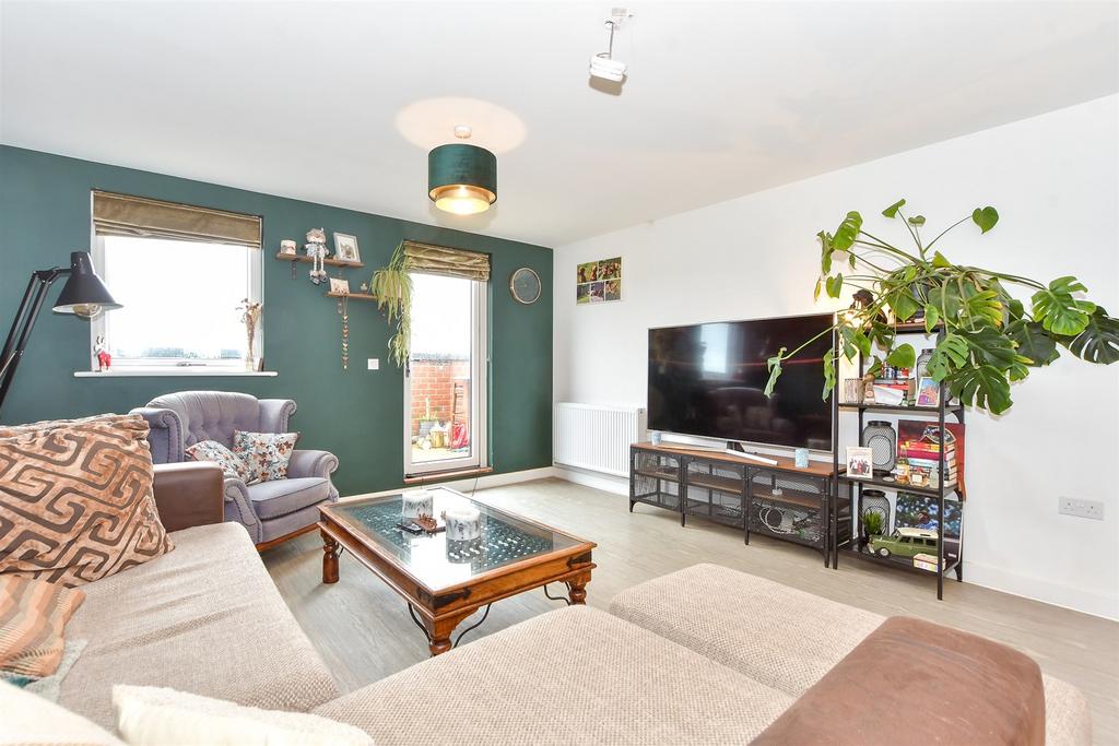 Lounge/Kitchen