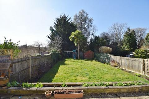 4 bedroom semi-detached house for sale, The Ridgeway, North Harrow