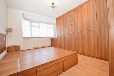 28 The Ridgeway, North Harrow, Harrow, HA2 7QN