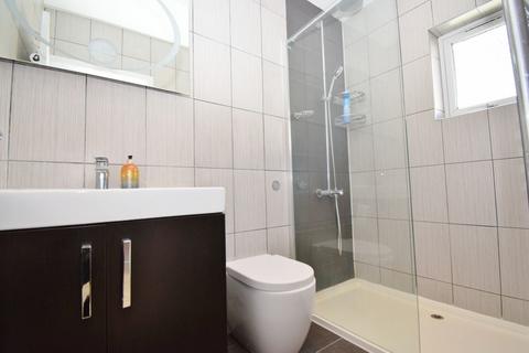 28 The Ridgeway, North Harrow, Harrow, HA2 7QN
