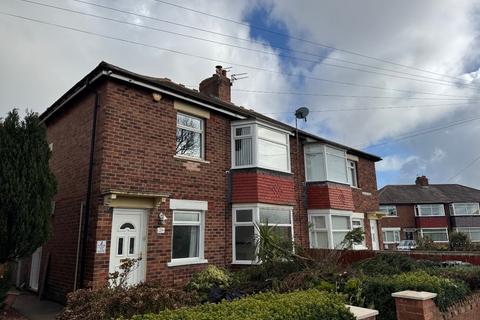 2 bedroom flat to rent, Falstaff Road, North Shields