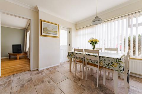 4 bedroom detached bungalow for sale, The Cobbleways, Winterton-On-Sea