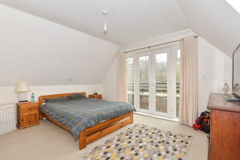 2 bedroom apartment for sale, Copthorne Place, Leatherhead KT24