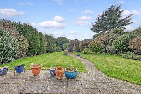 4 bedroom detached house for sale, Shoebury Road, Thorpe Bay, Essex, SS1