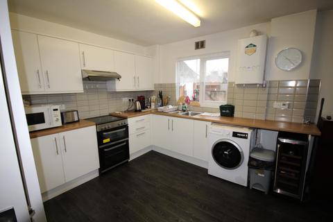 1 bedroom in a house share to rent, St Peters Street , Stapenhill DE15