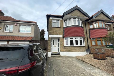 3 bedroom semi-detached house to rent, Totnes Road, Welling, Kent, DA16