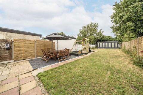 155 Broad Walk, Kidbrooke, London, SE3 8NF