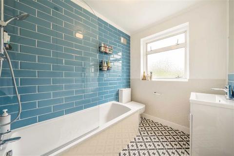 155 Broad Walk, Kidbrooke, London, SE3 8NF