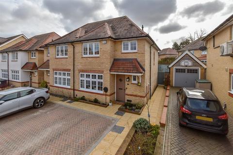 3 bedroom semi-detached house for sale, Thomas Road, Aylesford, Kent