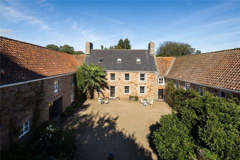 5 bedroom detached house for sale, La Rue de La Fontaine St Martin, St Lawrence, JE3