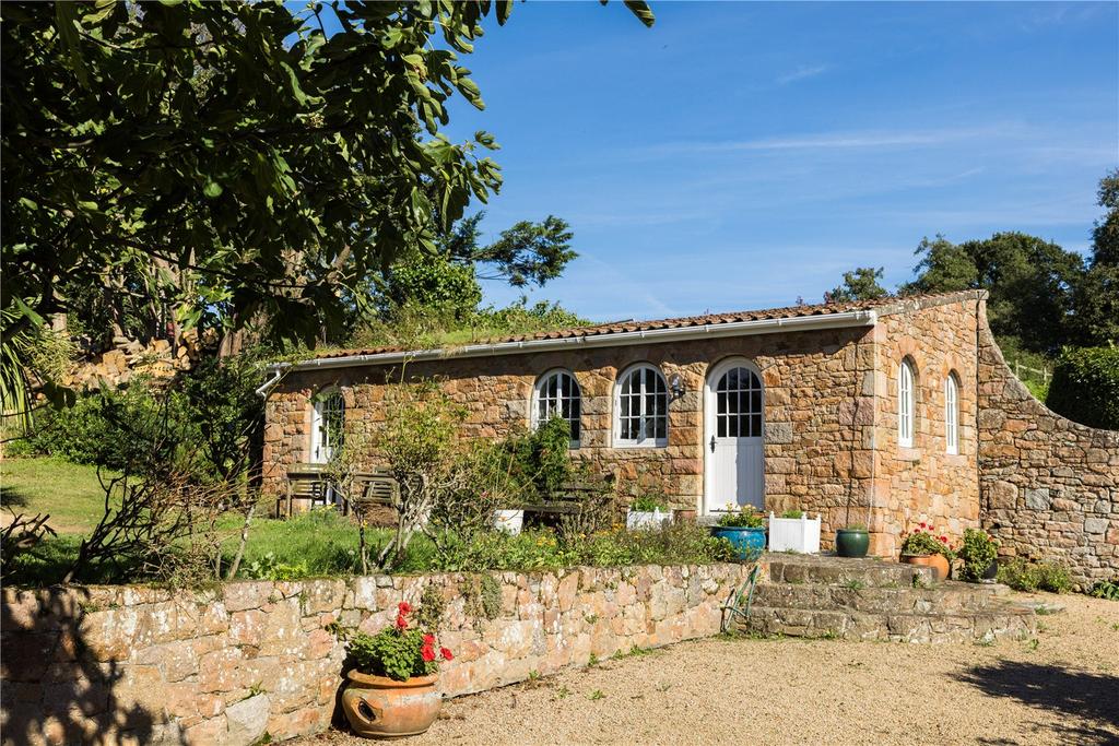 Outbuilding
