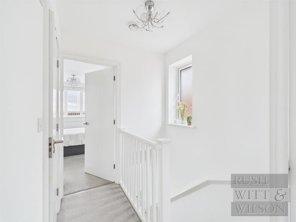 CAM03417 G0-PR0574-STILL001.jpg