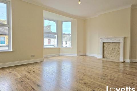 2 bedroom flat for sale, Gordon Road, Cliftonville