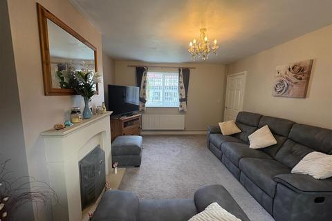 11 Birches Road, Codsall, Wolverhampton, WV8 2JF