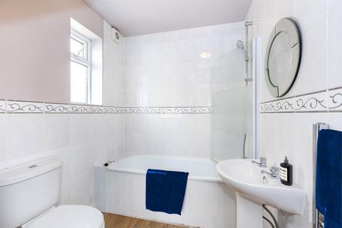 7 Barrow Road, Bath, BA2 2TD