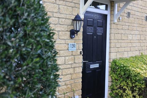3 bedroom semi-detached house for sale, Elmhurst Way, Carterton OX18