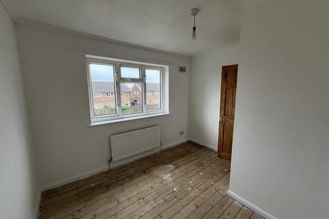 3 bedroom terraced house for sale, Emley Moor Road, Darlington