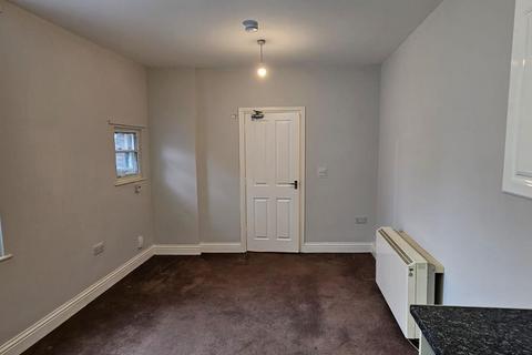 1 bedroom flat to rent, High Street, Maidstone