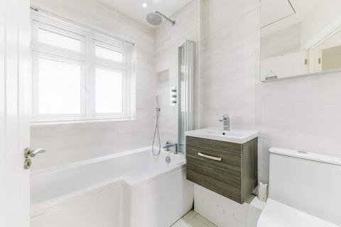 48 Boscombe Road, Worcester Park, KT4 8PL