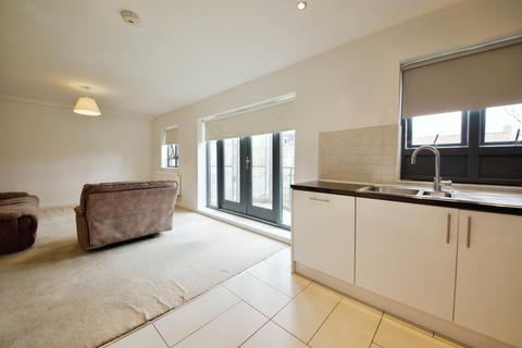 2 bedroom apartment for sale, Sunningdale Gardens, London NW9