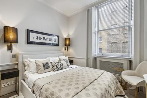 undefined, Cadogan Place, Knightsbridge