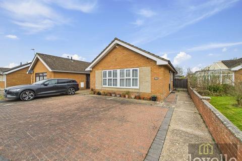 2 bedroom detached bungalow for sale, Hillside Avenue, Sutton on Sea LN12