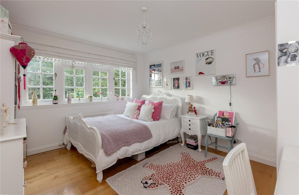 Double Bedroom