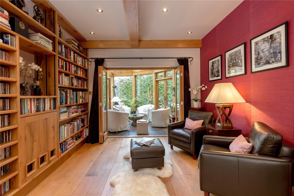 Sitting/Library
