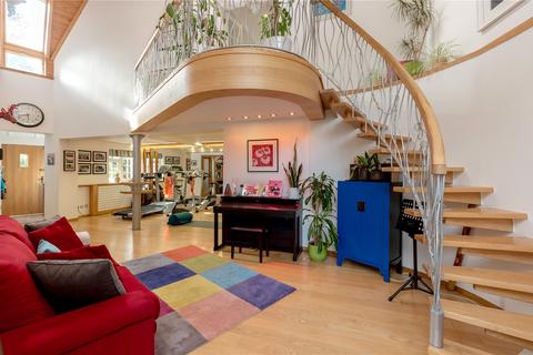 5 Barnton Brae, Edinburgh, EH4 6DG