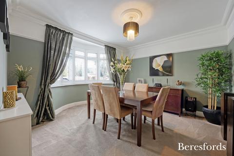 1 Balmoral Road, Romford, RM2 5XD