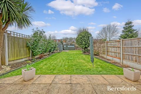 1 Balmoral Road, Romford, RM2 5XD