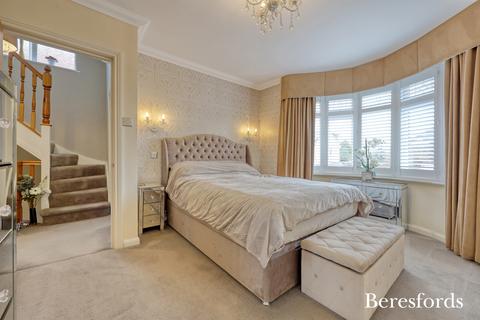1 Balmoral Road, Romford, RM2 5XD