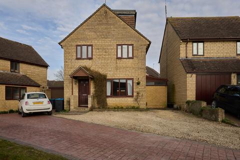 4 bedroom detached house for sale, Oxlease, Witney, OX28