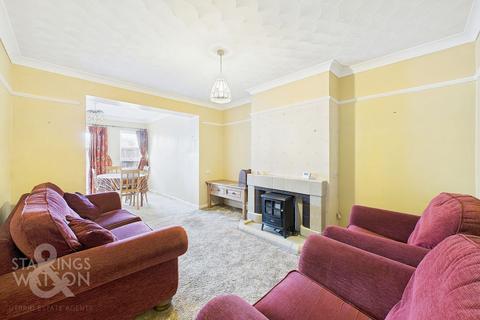 12 Links Close, Norwich, NR6 5PJ