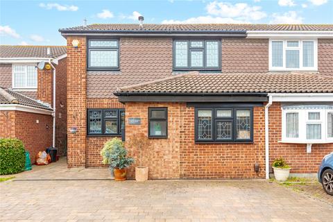 10 Hatfield Close, Hornchurch, RM12 6SA