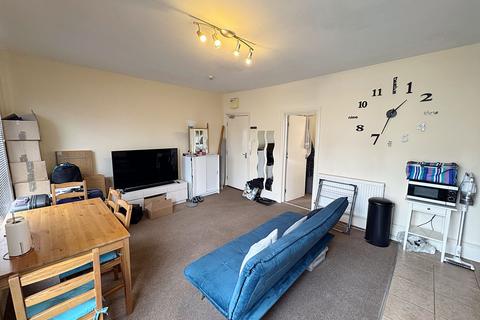 1 bedroom flat to rent, Angles Road, Streatham, SW16