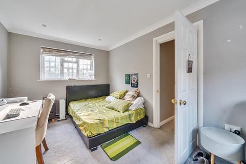 5 bedroom detached house for sale, Byfleet Road, Cobham, KT11