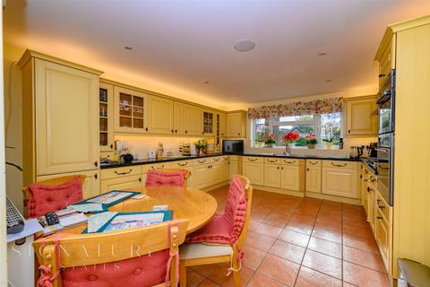 5 bedroom house for sale, Saxton Mews, Dellfield Close, Watford