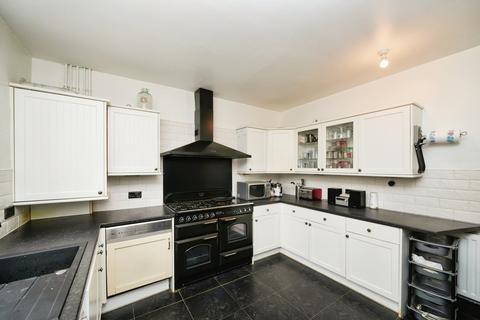 171 Mount Road, Higher Bebington, Wirral, CH63 8PJ