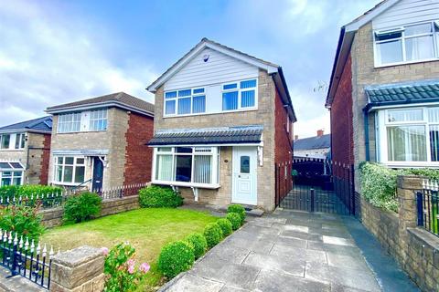 3 bedroom detached house for sale, Ashfield Drive, Halifax