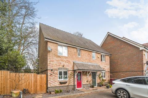 3 bedroom semi-detached house for sale, Pantile Close, Tilehurst, Reading