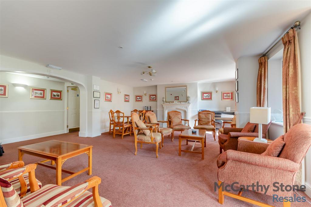 8638130-interior13.jpg