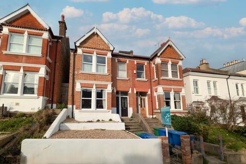 2 bedroom maisonette to rent, Belvoir Road,  London, SE22