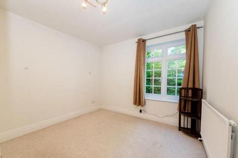1 bedroom apartment to rent, Lightwater