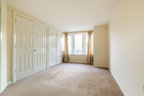 2 bedroom flat for sale, Southdown Road, Harpenden, AL5