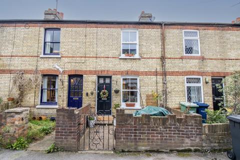 2 bedroom terraced house to rent, Greens Road, Cambridge