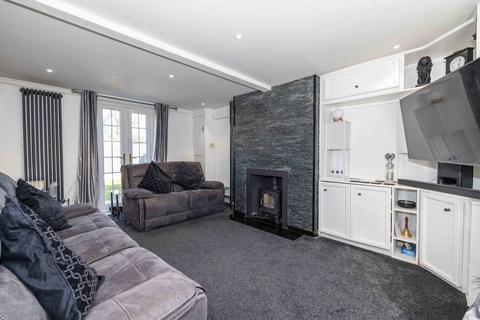 3 bedroom semi-detached house for sale, East View, Hersden, Canterbury, CT3