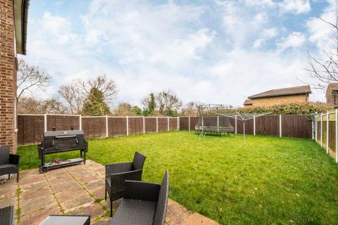 6 bedroom detached house for sale, Morland Close, Hampton, TW12