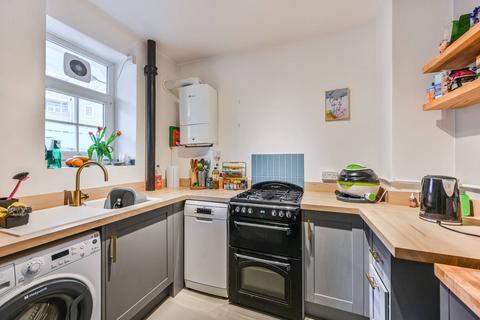 1 bedroom flat to rent, Lockwood House, Oval, London, SE11