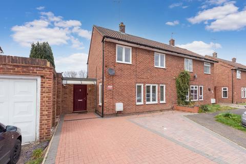 3 bedroom semi-detached house for sale, Close to Town & Station, Maidenhead